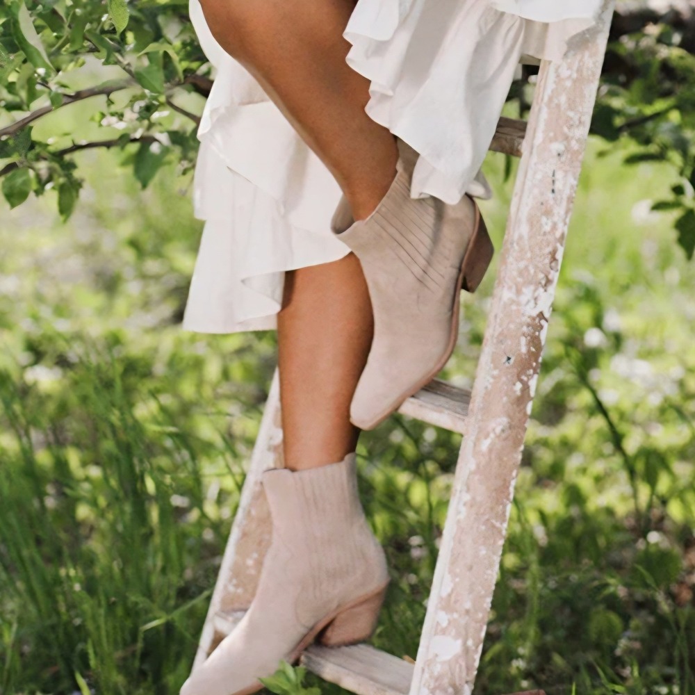 Dolce Vita Senna Waterproof Suede Tan Western Ankle Boot Womens 11